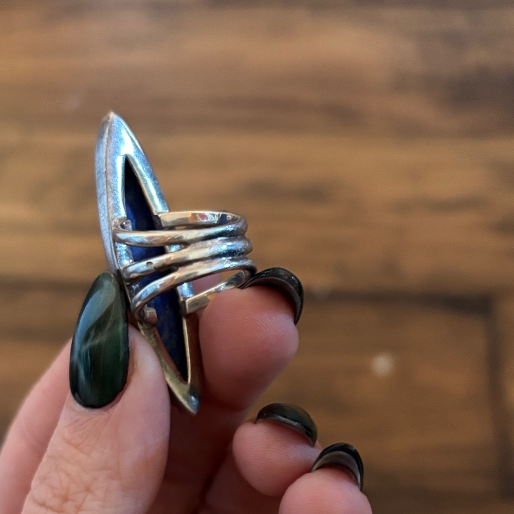 Striking Blue Stone Ring - Picture 3 of 3